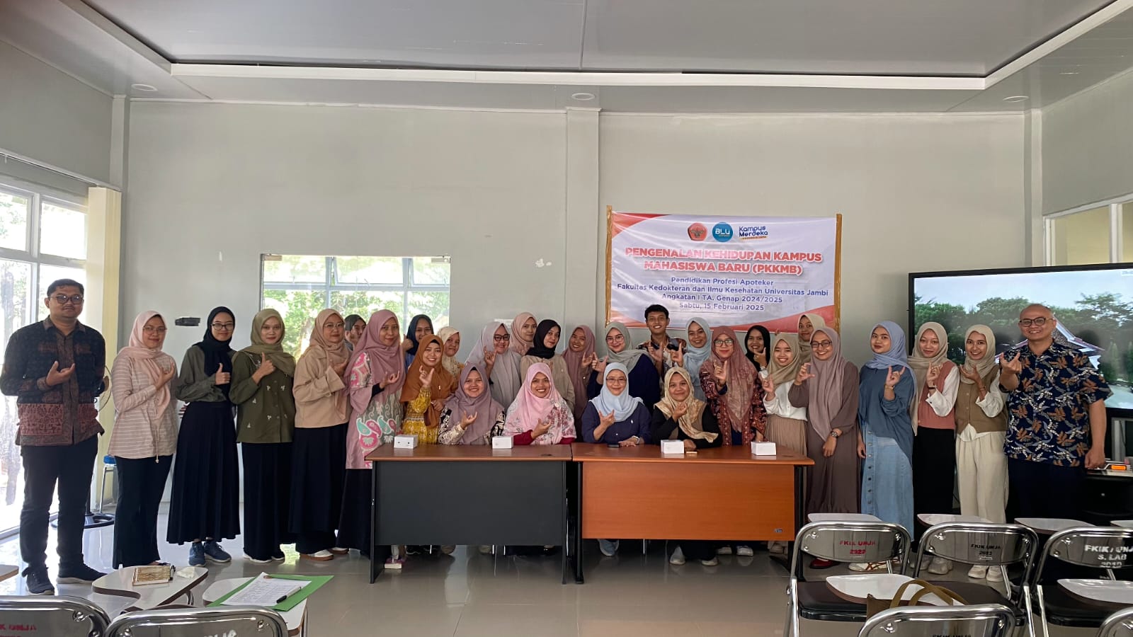 Program Studi Profesi Apoteker Melakukan Pengenalan Kehidupan Kampus kepada Mahasiswa Baru Program Studi Profesi Apoteker Angkatan I