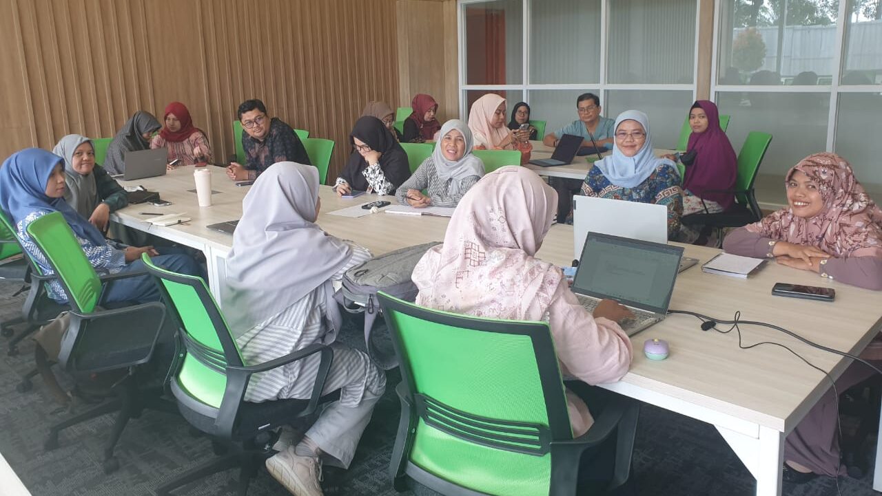 Rapat Koordinasi Pelaksanaan Seleksi Penerimaan Mahasiswa Baru Program Profesi Apoteker Angkatan II Universitas Jambi
